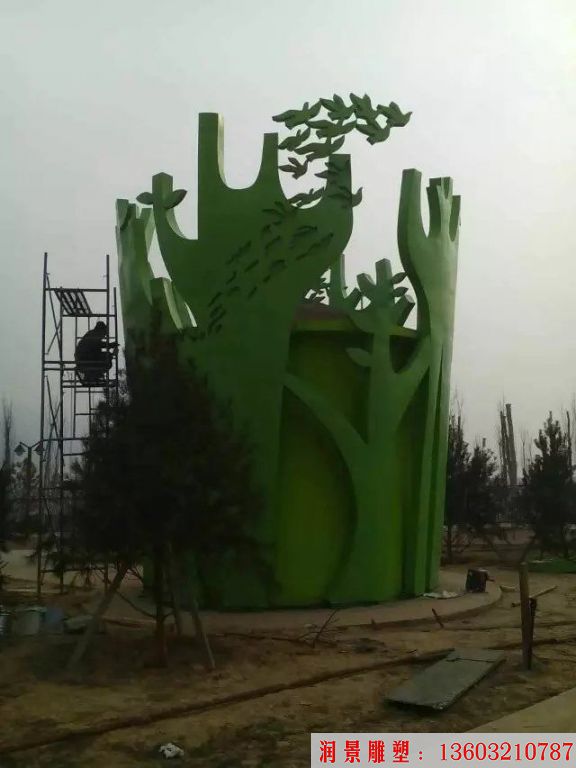 不銹鋼雕刻樹林雕塑，綠樹林假景雕塑1